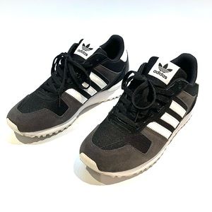 Adidas Die Weltmarke MIT Den 3 Stripes Black Men US Size 10 EXCELLENT SHAPE